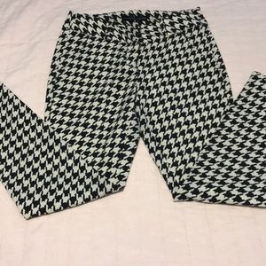 The Limited exact stretch skinny leg pant.